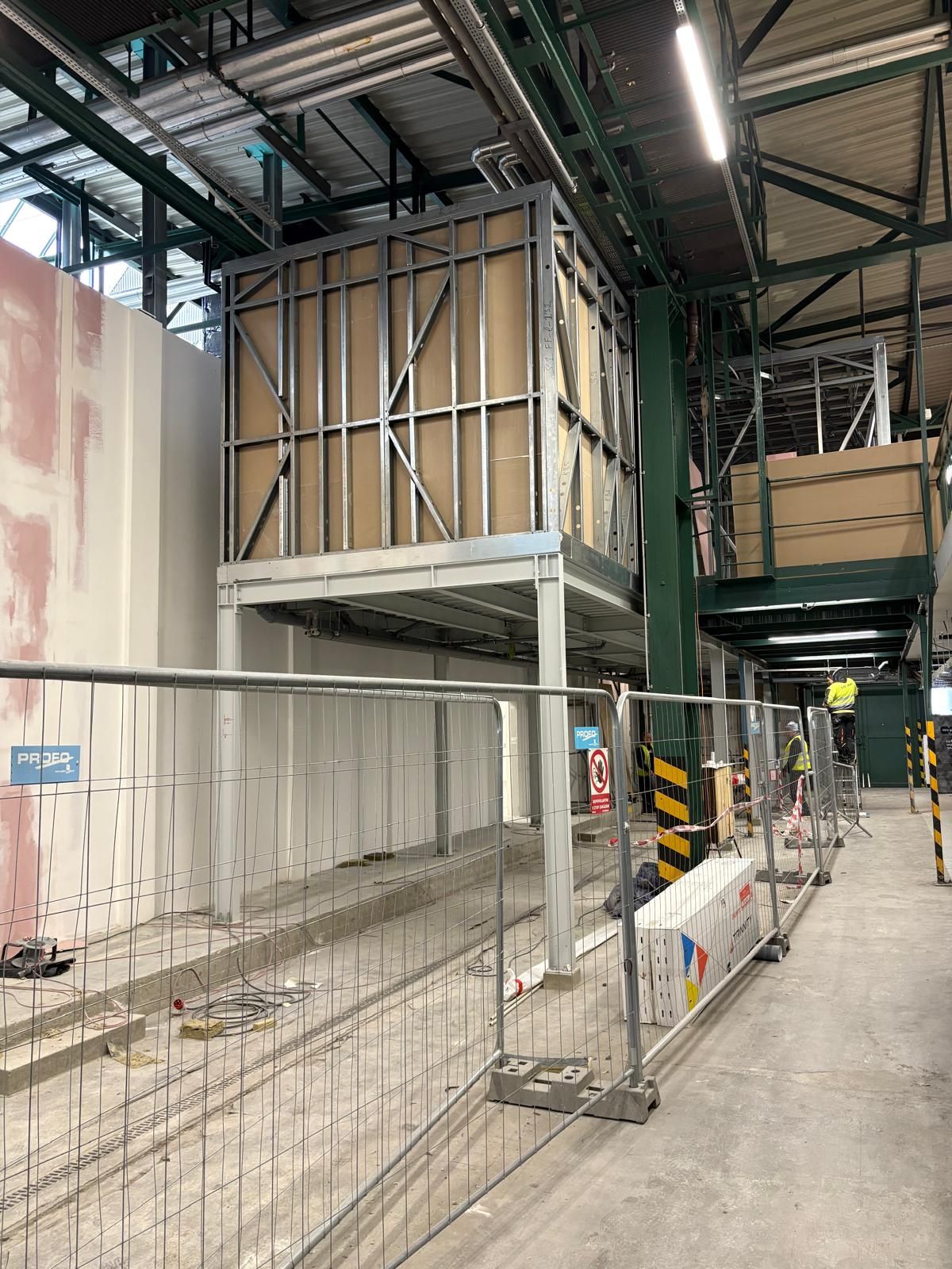 Dvoupodlažní vestavba