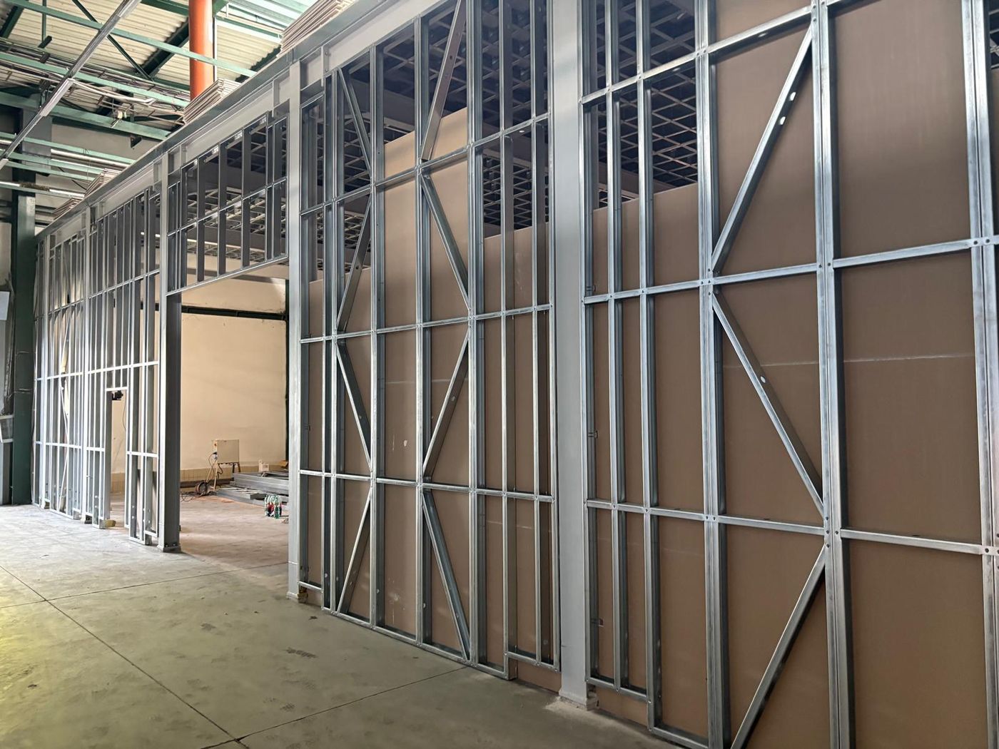 Stěny z ocelových profilů